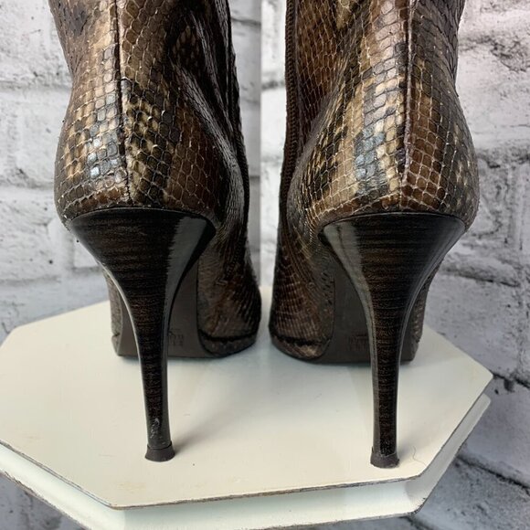 Stuart Weitzman Pointy Toe Snakeskin Leather High Stiletto Heel Booties - Picture 7 of 11